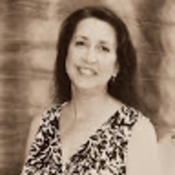 Meet your Posher, Beverly - Picture 1 of 1